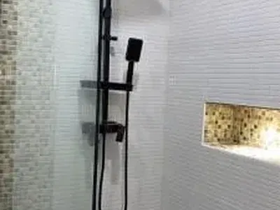 Luxuriously Furnished 3 Bedroom with Pool and Gym
