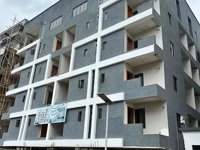 Elegant 2 Bedroom Apartment with BQ, Elevator, Pool & Gym