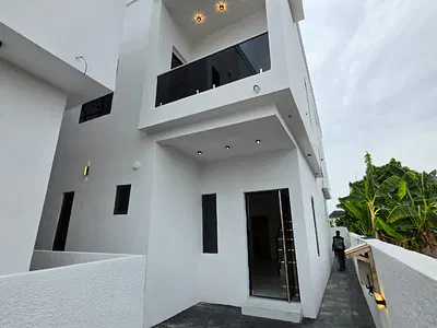 4bedroom Fully Detached Duplex