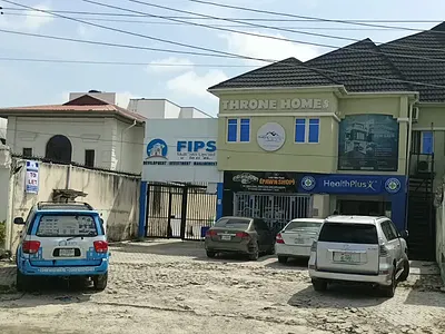 Modern 3 Bedroom Flat Office Space (1st Floor)