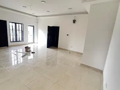 Top Executive and Luxury 3 Bedroom Flat with BQ