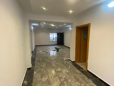 Beautiful Luxurious Juicy 3 Bedroom Flat