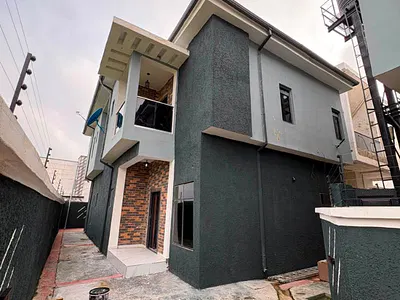 4 Bedroom Fully Detached Duplex with Constant Electricity and Inverter
