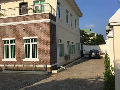 5 Bedroom Semi Detached Duplex