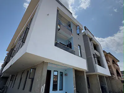 Beautifully Built 2 Bedroom Apartment