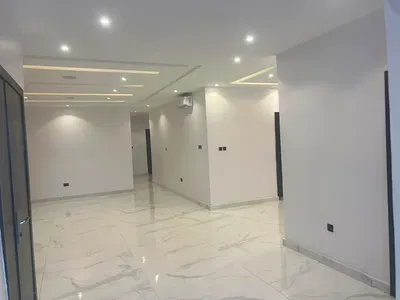 Luxury 3 Bedroom Apartment