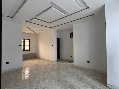 2bedroom Apartment in Thomas Estate