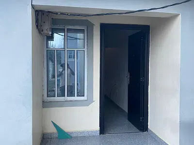 Neat Mini Flat