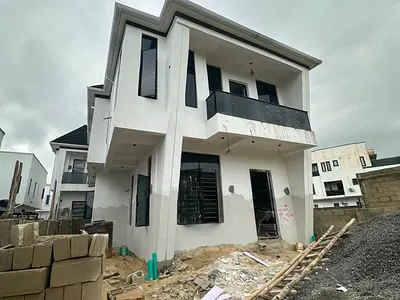 Elegant 5 Bedroom Fully Detached Duplex with BQ