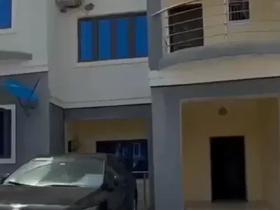 Standard Spacious 4 Bedroom Terrace Duplex