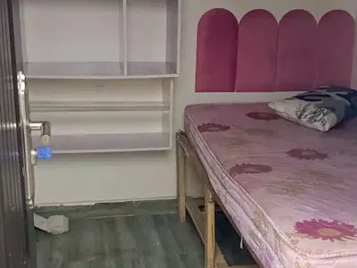 Furnished & Serviced Room Selfcon BQ (Video)