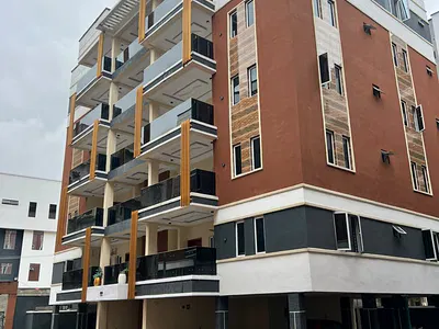 Luxury 2-Bedroom Apartment with Pool, Gym & Elevator