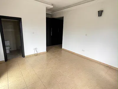3 Bedroom Apartment with BQ