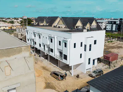 Luxury 4 Bedroom Terrace with BQ