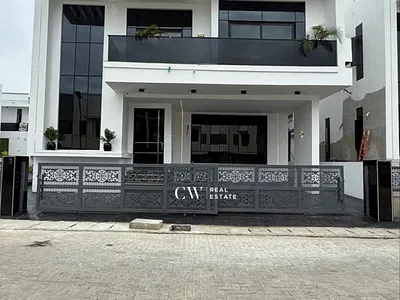 5 Bedroom Detached Duplex
