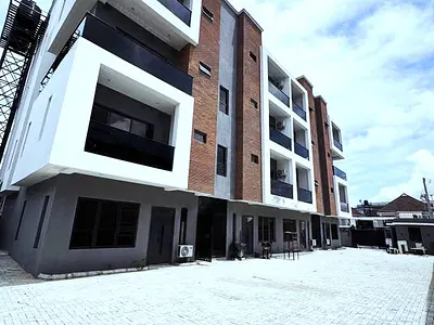 Luxury 3-Bedroom Maisonette with BQ