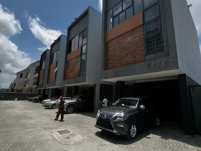 Luxury 4 Bedroom Terrace Duplex Plus Boys Quarter