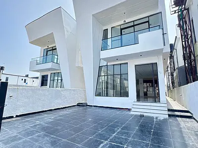 5 Bedroom Fully Detached Duplex