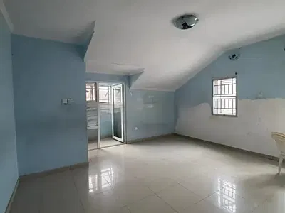 Well Maintained 5 Bedroom Terrace Duplex with BQ