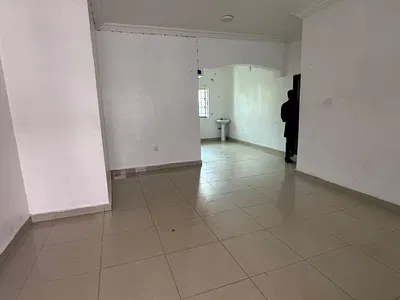 Luxury 3 Bedroom Apartment