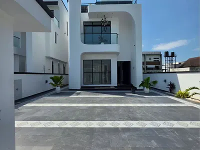 Finely Crafted 5 Bedroom Detached Duplex with BQ, Pool, Rooftop&cinema