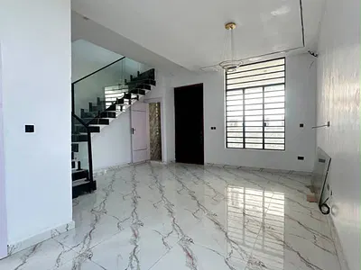 3 Bedroom Terraced Duplex with BQ