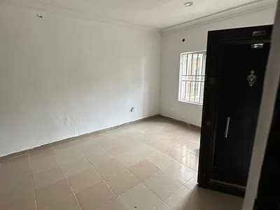 A Standard One Bedroom Apartment in a Good Neighborhood