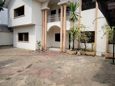 5 Bedroom Detached Duplex with BQ in a Beautiful Estate