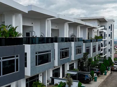 Luxury 5 Bedroom Duplex