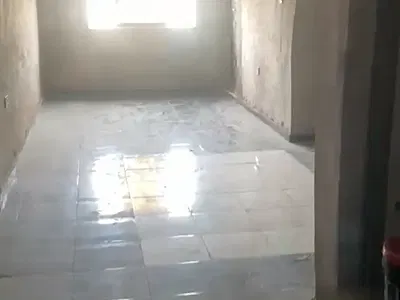 Well Finished 2 Bedoom Second Floor Apartment