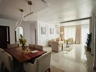 4 Bed