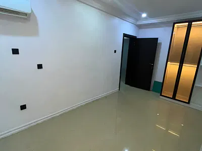 1 Mini Flat