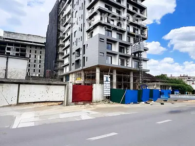 Luxury 4 Bedroom Maisonette with a Room BQ