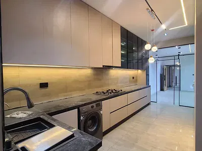 Newly Built & Serviced with 24/7 Power Supply 2 Bedroom En-Suite Flat