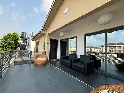Stunning 1 Bedroom Apartment