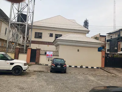 *3 Bedroom Terrace Duplex with Study and Ensuite BQ