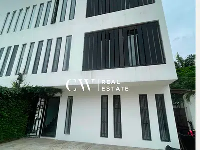 2 Bedroom Maisonette