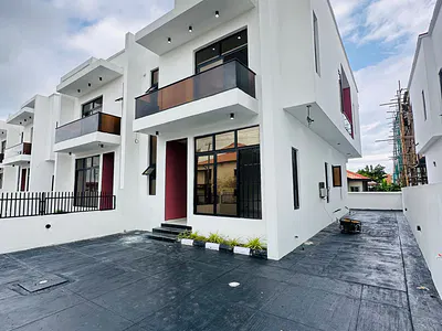 4 Bedroom Semi Detached Duplex