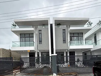 4 Bedroom Semi Detached