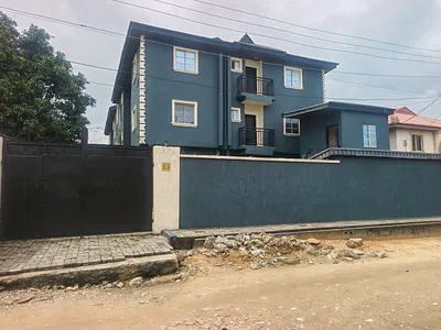 6 Units of 3 Bedrooms Flat