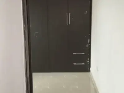 Newly Renovated, Spacious 3 Bedroom Apartment