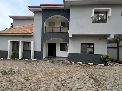 Luxury 5 Bedroom Detached Duplex