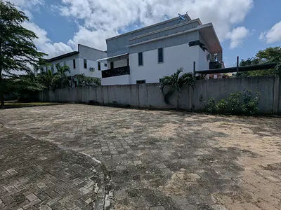 1014SQM Land