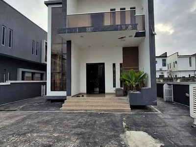 Fully Furnished 4bed Fully Detached Duplex