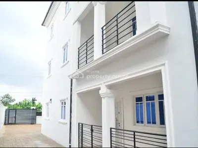 3 Bedrooms Furnished Apartment
