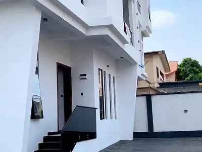 6-Bedroom Fully Detached Duplex with Swimming Pool and BQ — Magodo, Lagos