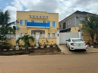 6 Bedrooms Duplex (Corner Piece) Location - Apo Zone a,