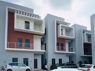 4 Bedroom Terrace Duplex with BQ Tarred Road