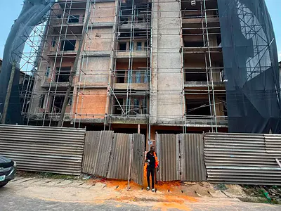 Spaciously Built 3 Bedroom Apartment with BQ, Pool, Gym and Elevator — Shonibare Estate, Gbagada, Lagos