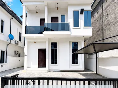 4 Bedroom Fully Detached Duplex